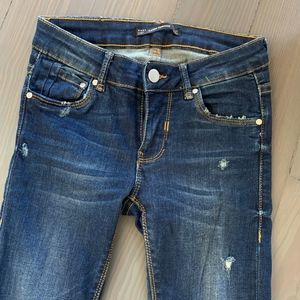 ZARA Trafaluc Denimwear Embrace Silhouette, Size 0